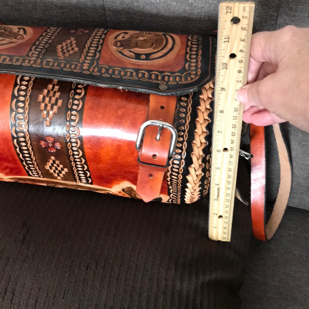 Tooled Cowhide Leather Crossbody/Side Saddle Bag Custom Made - Picture 11 of 15